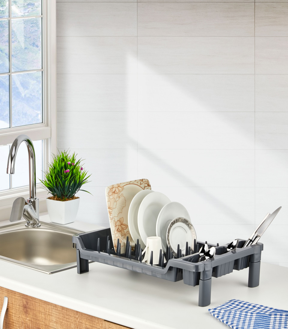 Code: 331 - MODERN DISH RACK