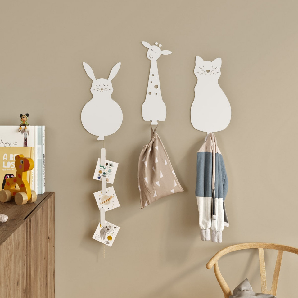 Animal Kingdom Kidsroom Clothes Hanger