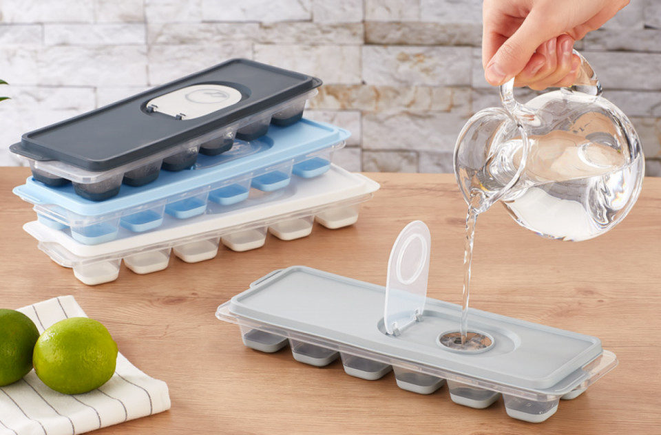 COOLBOX NON-STICK ICECUBE TRAY  CUBE SHAPE   (87*270*38 mm)